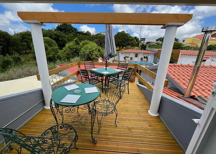Sun House - Near Sintra - Kitchen - Pool